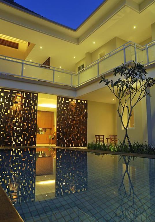 Oxy House Bali Hotel ซานูร์ ภายนอก รูปภาพ